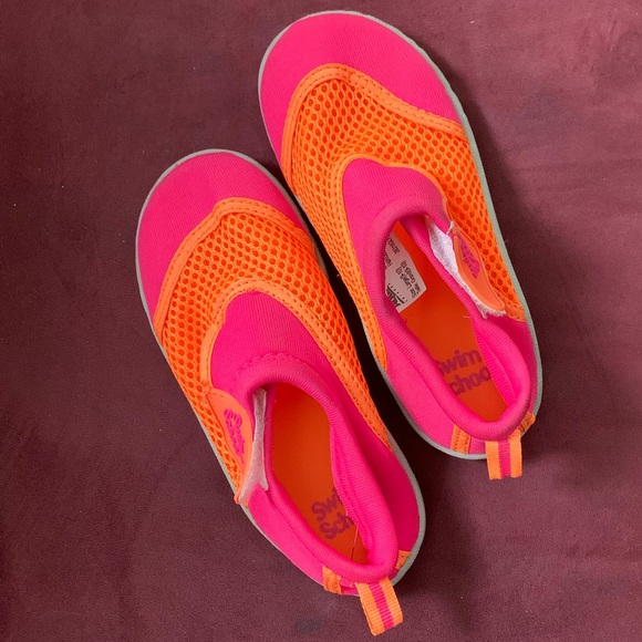 Aqua Leisure Shoes 22 Aqua Leisure Shoes 90 Slip On Girls Swim School Large Pink Orange